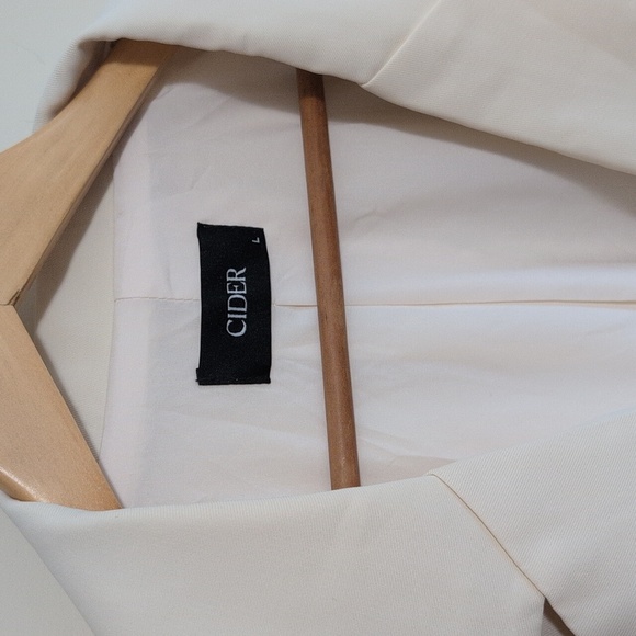 Cider Women's Cream Blazer/Jacket Size Large - Picture 6 of 12